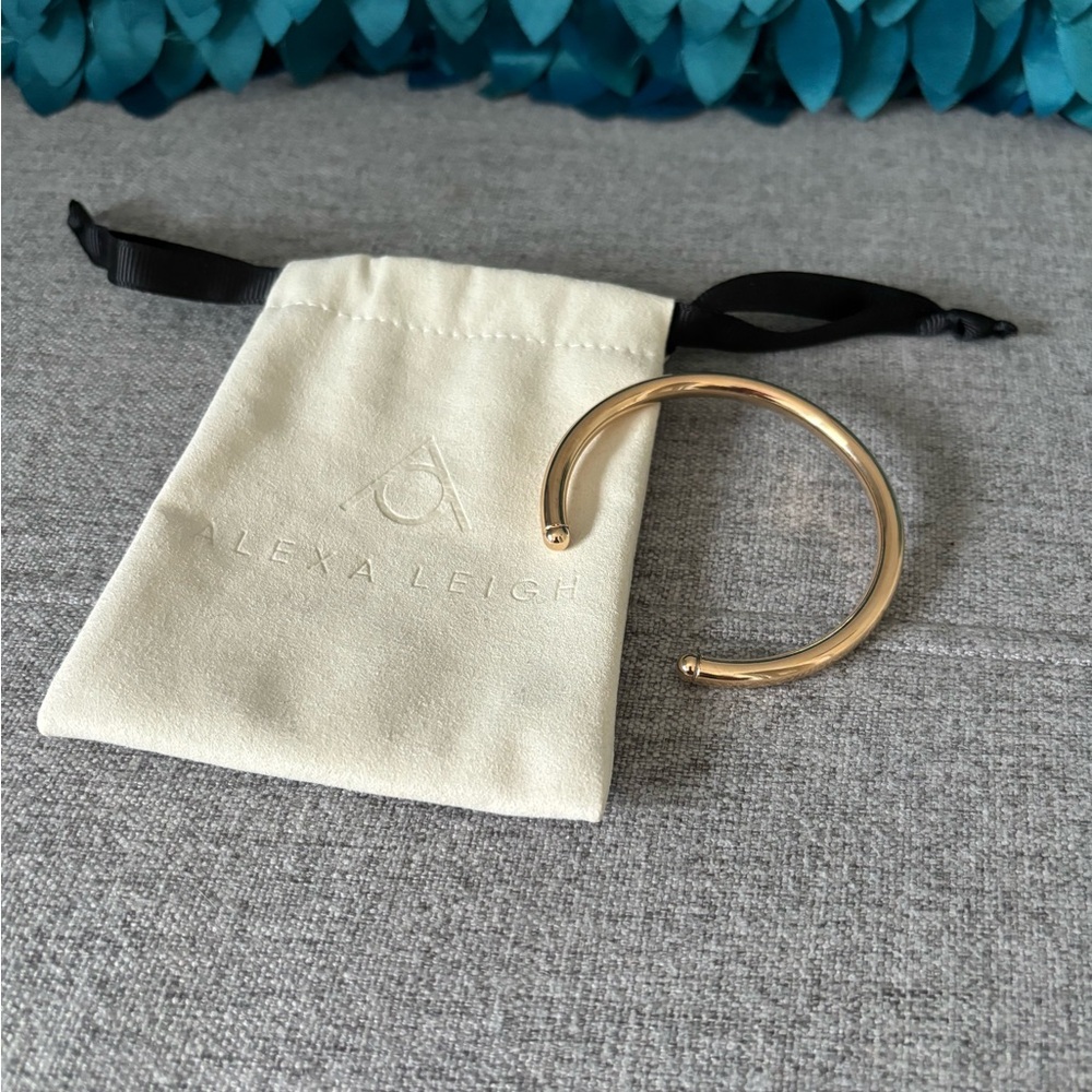 New Alexa Leigh Bangle Cuff Bracelet